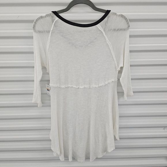 Free People Intimately Layering Top Womens Size S Lightweight Knit White * FLAW - Picture 3 of 12